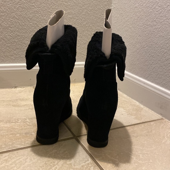 Brand New Ugg with Kyra black - Picture 5 of 9